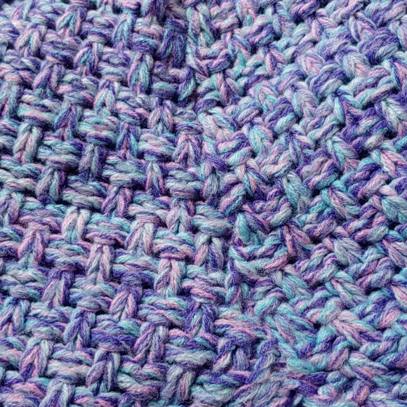 Mermaid Blanket - Picture 3 of 3